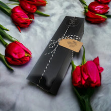 Load image into Gallery viewer, Chris Moyles Diffuser by Molecule