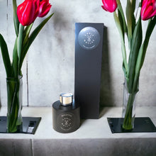 Load image into Gallery viewer, Chris Moyles Diffuser by Molecule