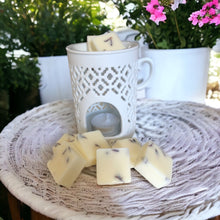 Load image into Gallery viewer, Guest Botanical Wax Melts