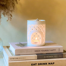 Load image into Gallery viewer, Lattice Wax Melt Burner